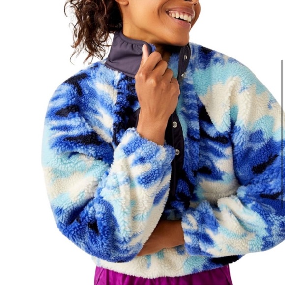New Free People Rocky Ridge Oversized Pullover Fleece Jacket Blue Tie Dye - Picture 2 of 4